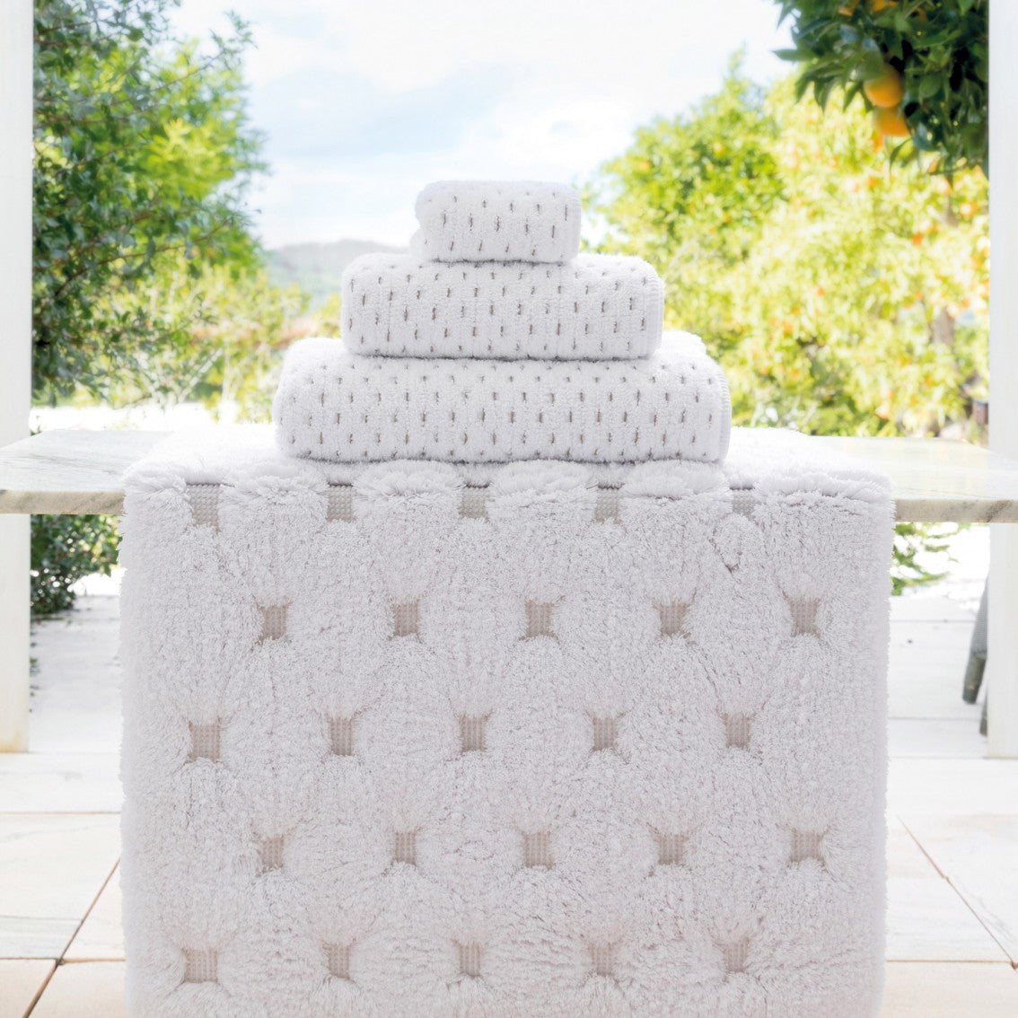 Alice Linen Border Towels