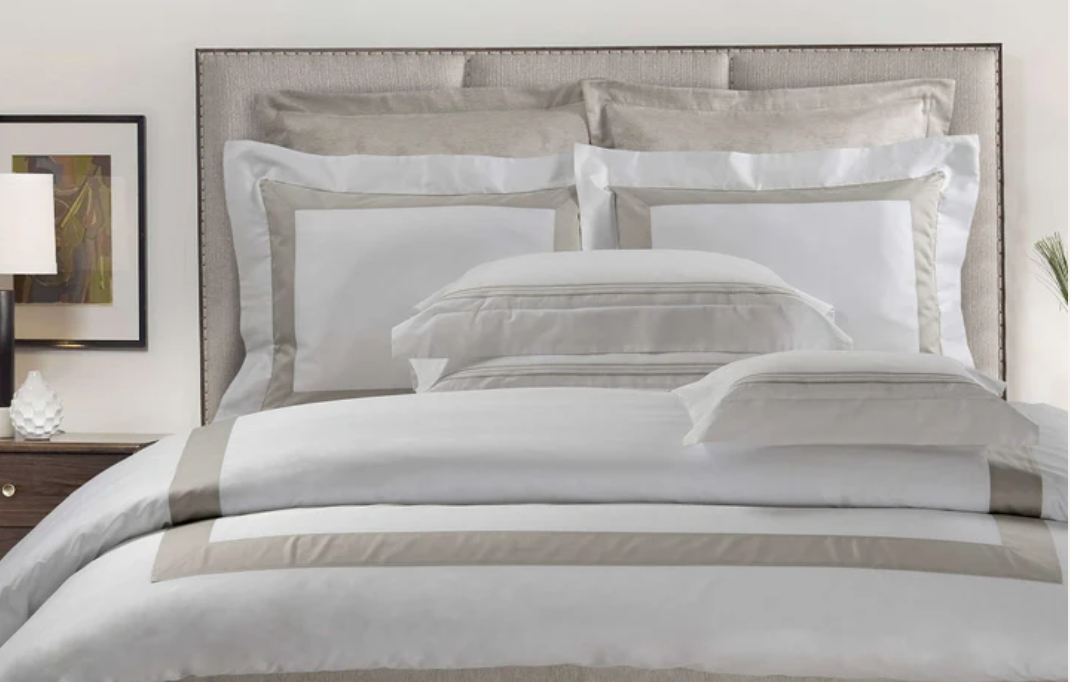 Elda Renaissance Duvet Set
